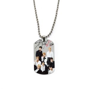 Висулка Stray Kids